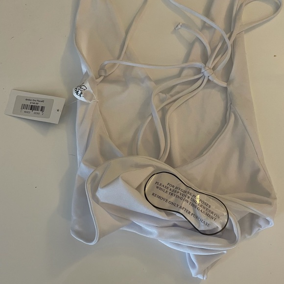 NWT Revolve Jous de Sable Amber One Piece, size XS - Picture 7 of 8